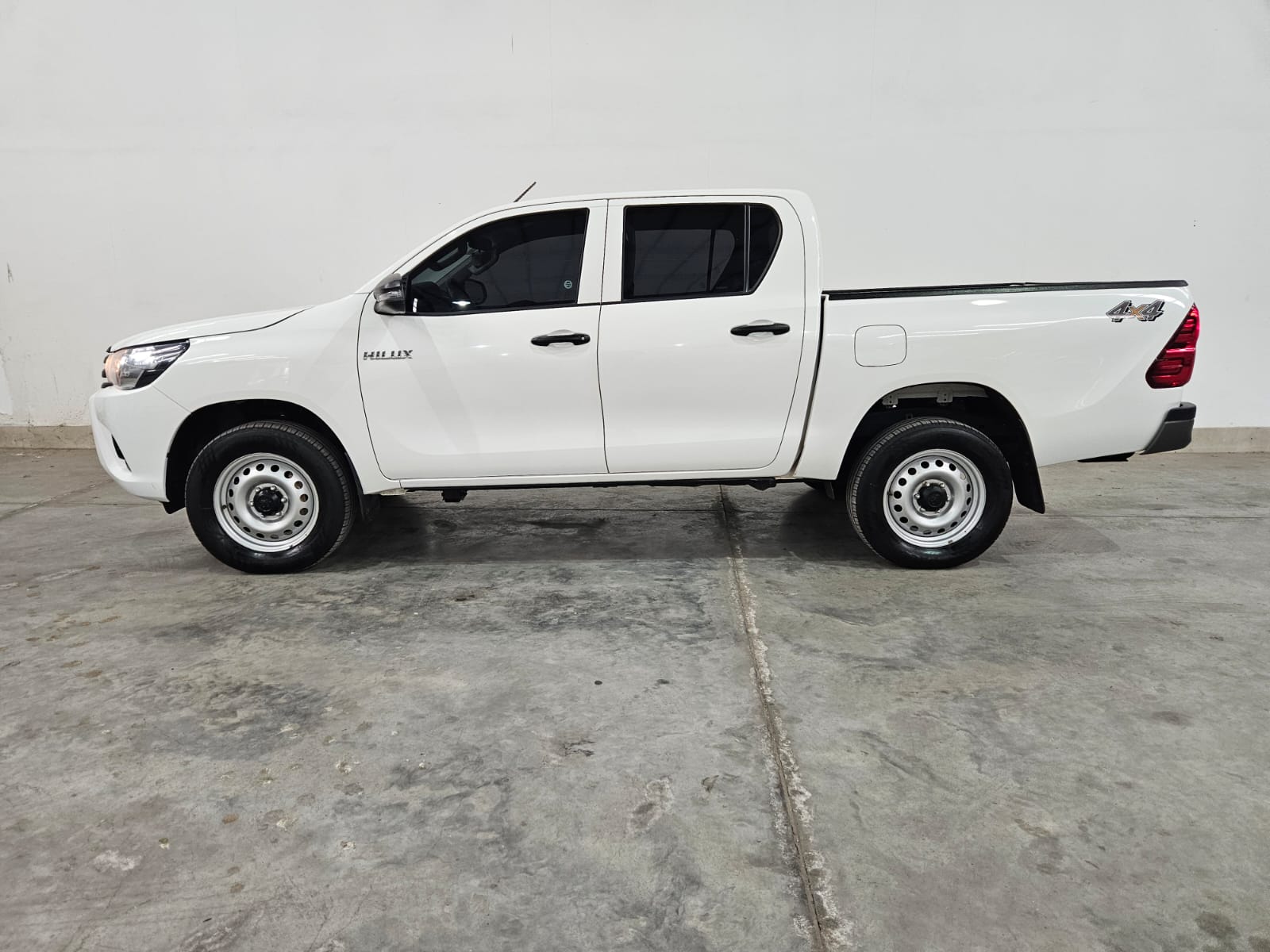 TOYOTA HILUX 4X4 DC DX 2.4 TDI