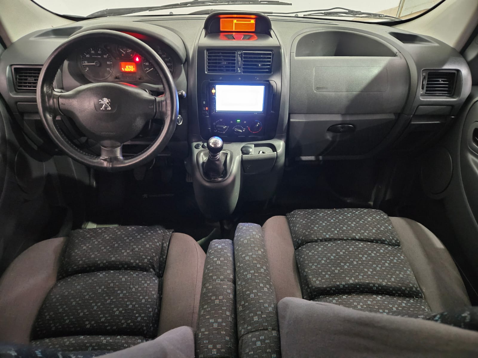 PEUGEOT EXPERT 2.0 HDI CONFORT