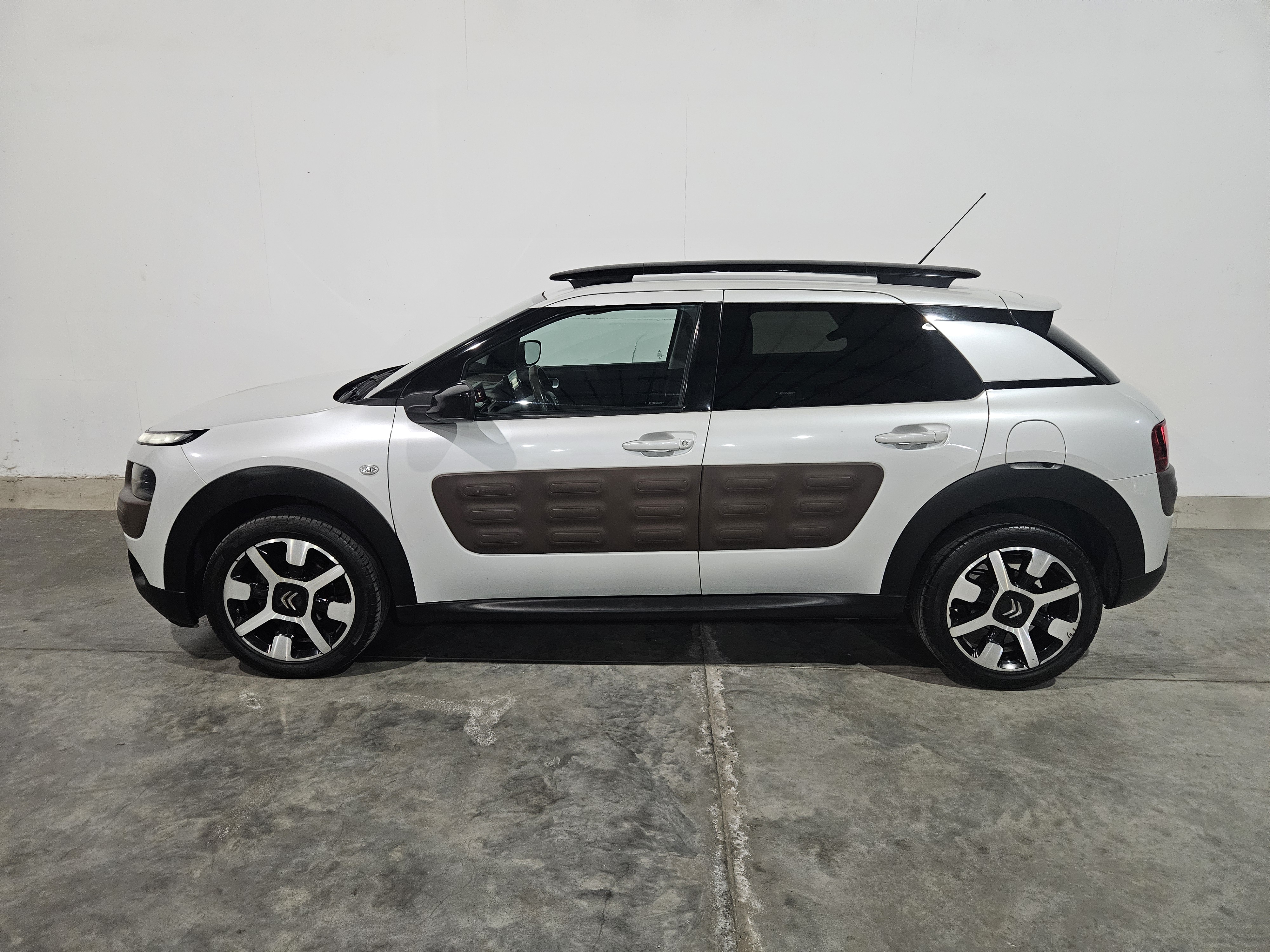 CITROEN C4 CACTUS PURETECH AT6