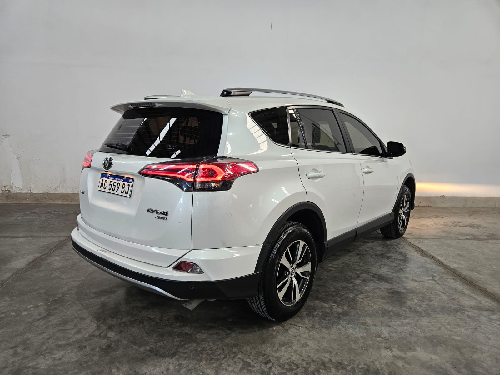 TOYOTA RAV4 4X4 VX