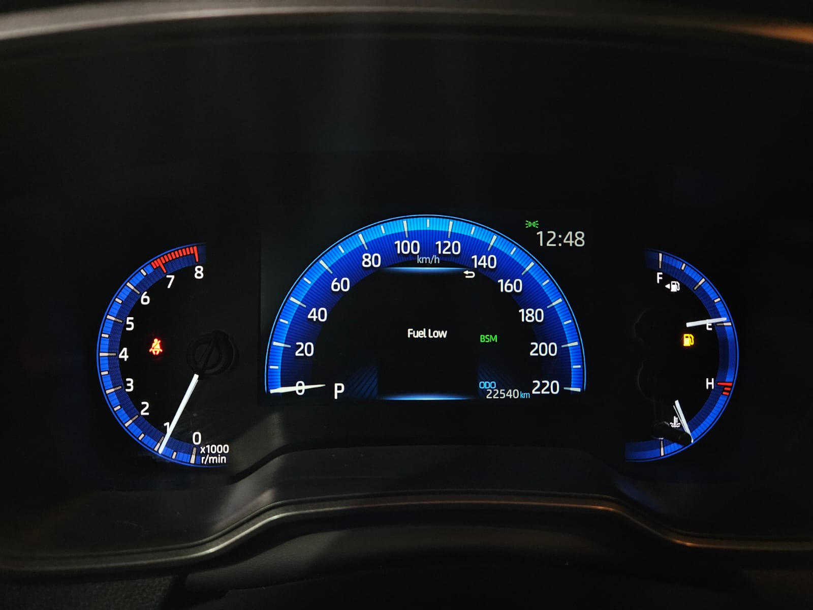 TOYOTA COROLLA CROSS GR-SPORT 2.0 CVT