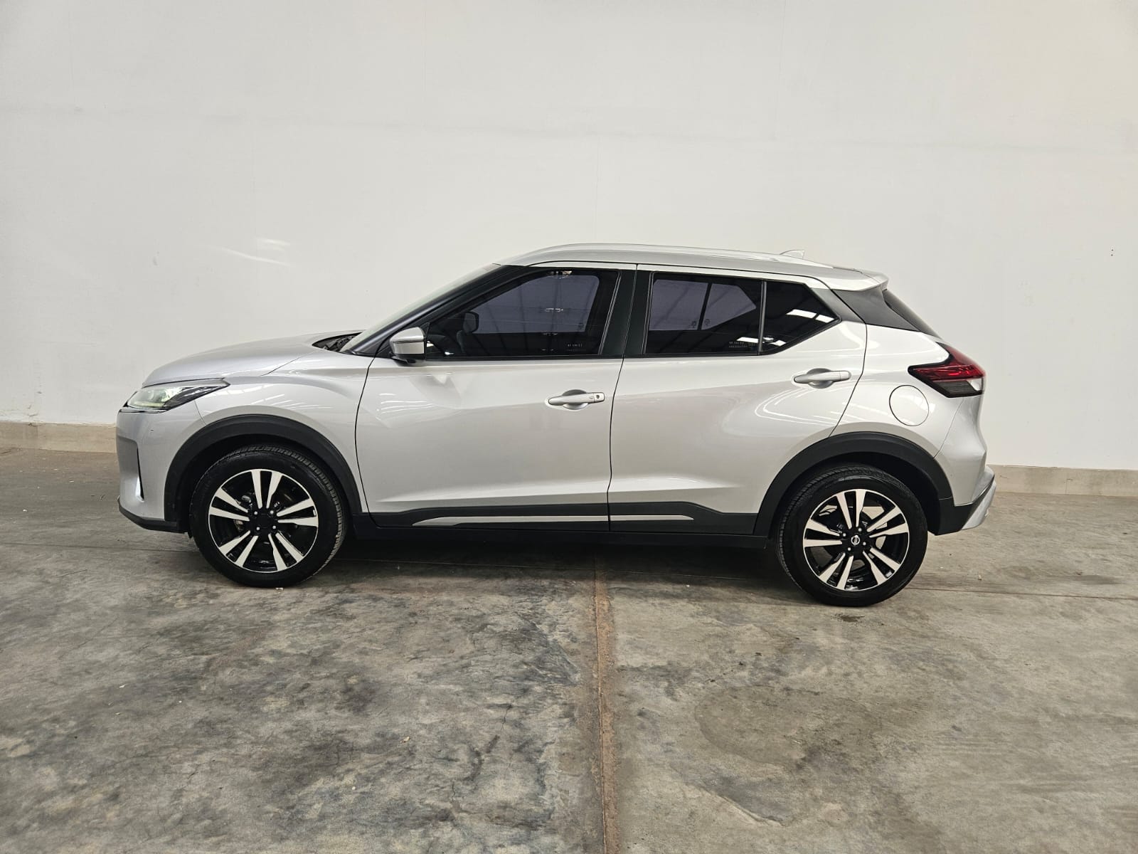 NISSAN KICKS 1.6 EXCLUSIVE