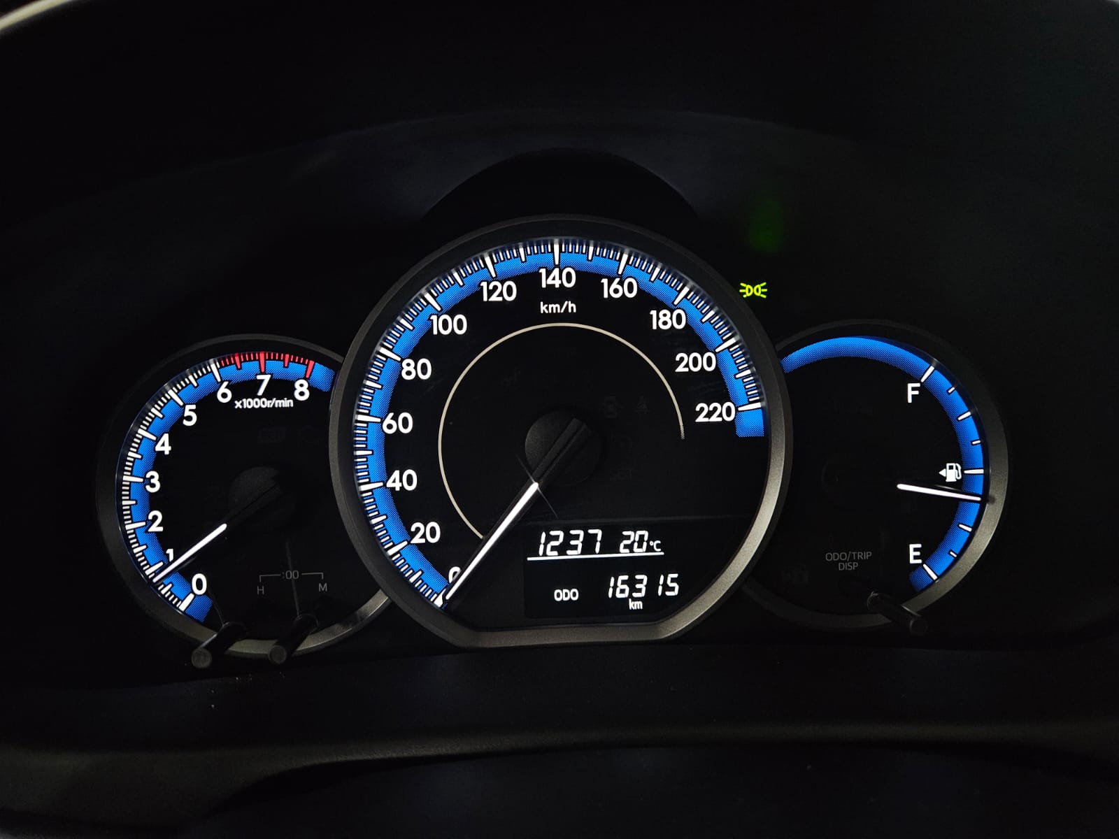 TOYOTA YARIS XLS 1.5 6M/T - 4P