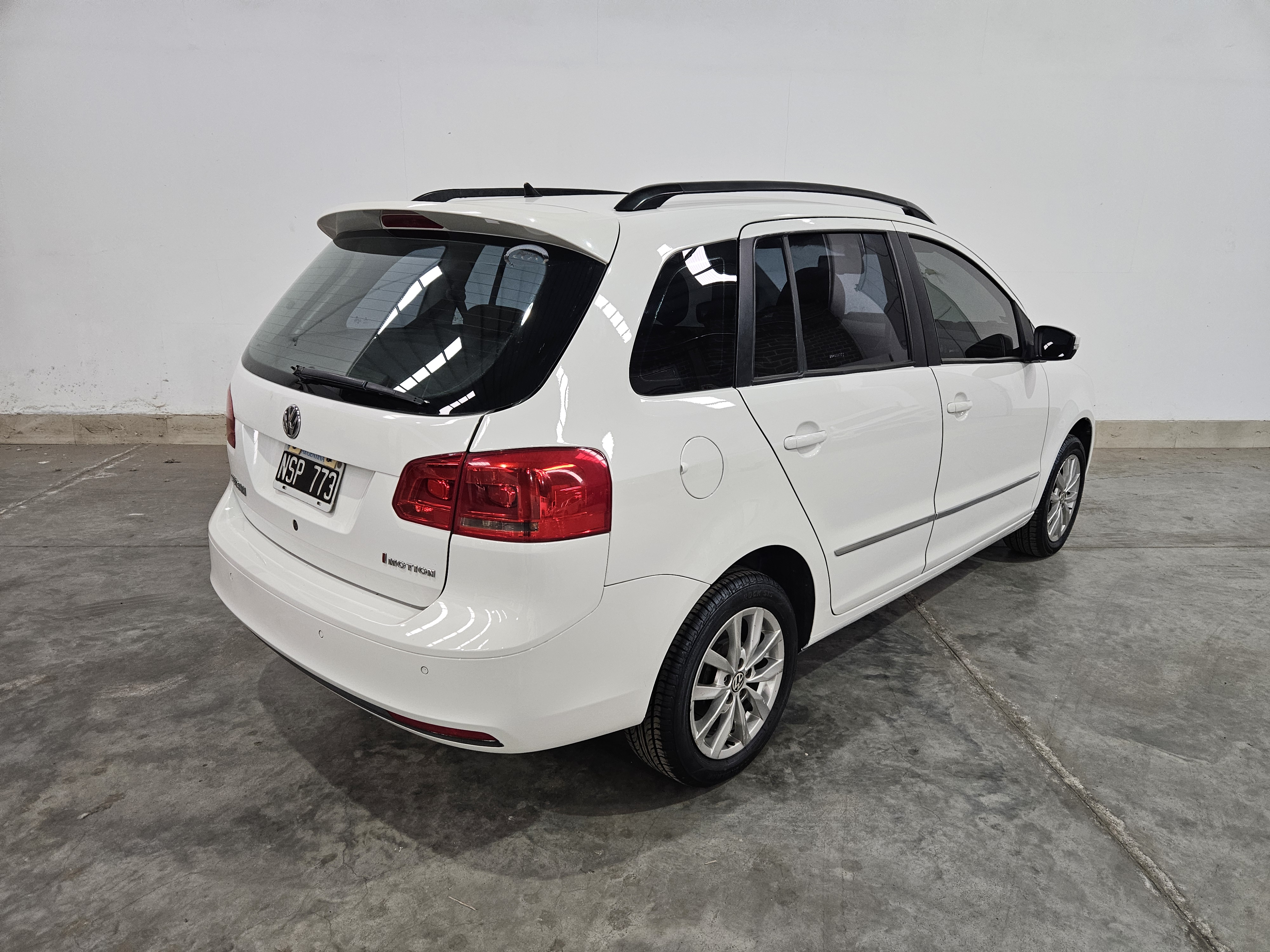 VOLKSWAGEN SURAN 1.6L HIGHLINE I-MOTION