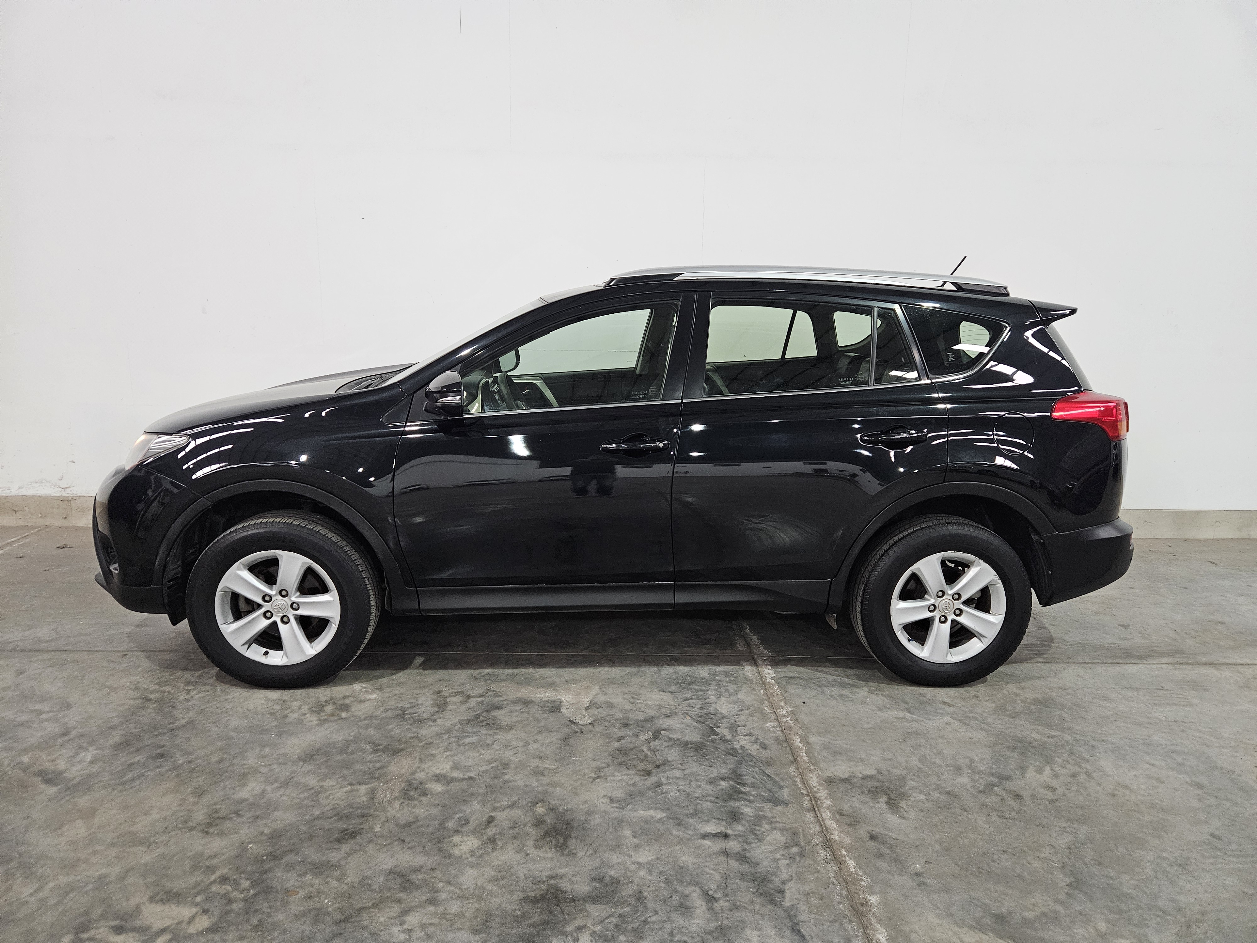 TOYOTA RAV4 4X4 6A/T FULL