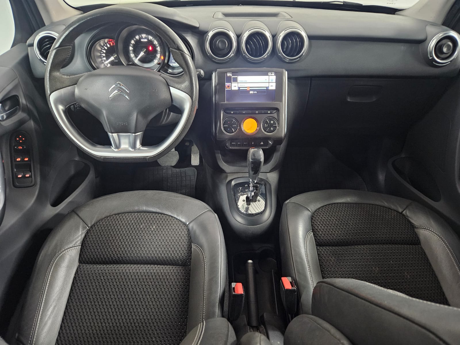 CITROEN C3 VTI 115 AT6 SHINE