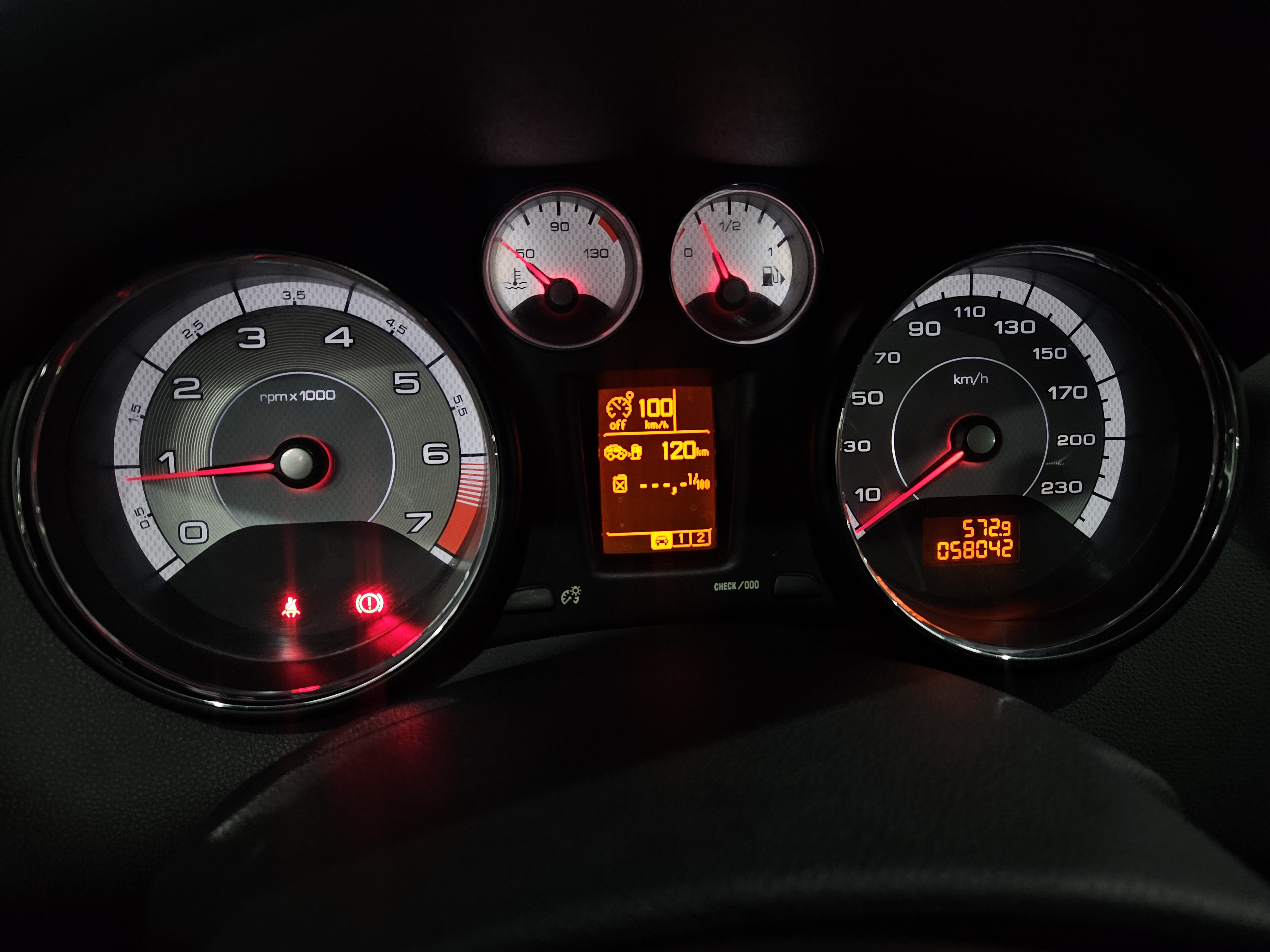 PEUGEOT 308 ALLURE 1.6
