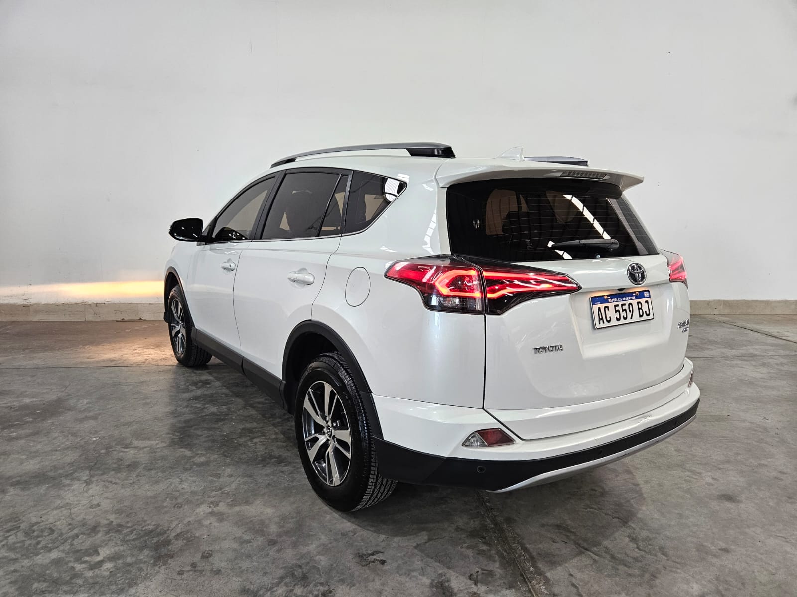 TOYOTA RAV4 4X4 VX