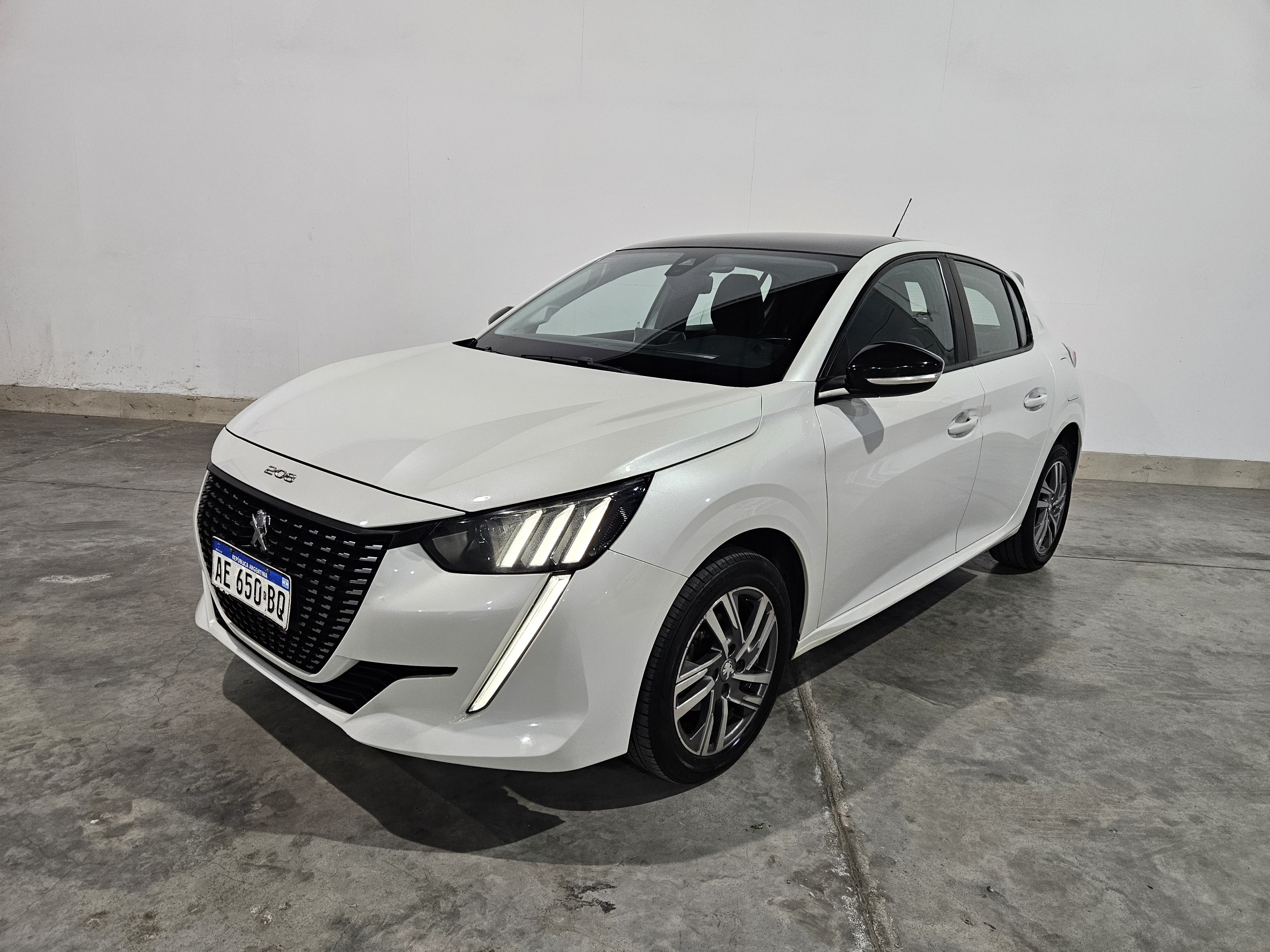 PEUGEOT 208 FELINE TIPTRONIC 1.6