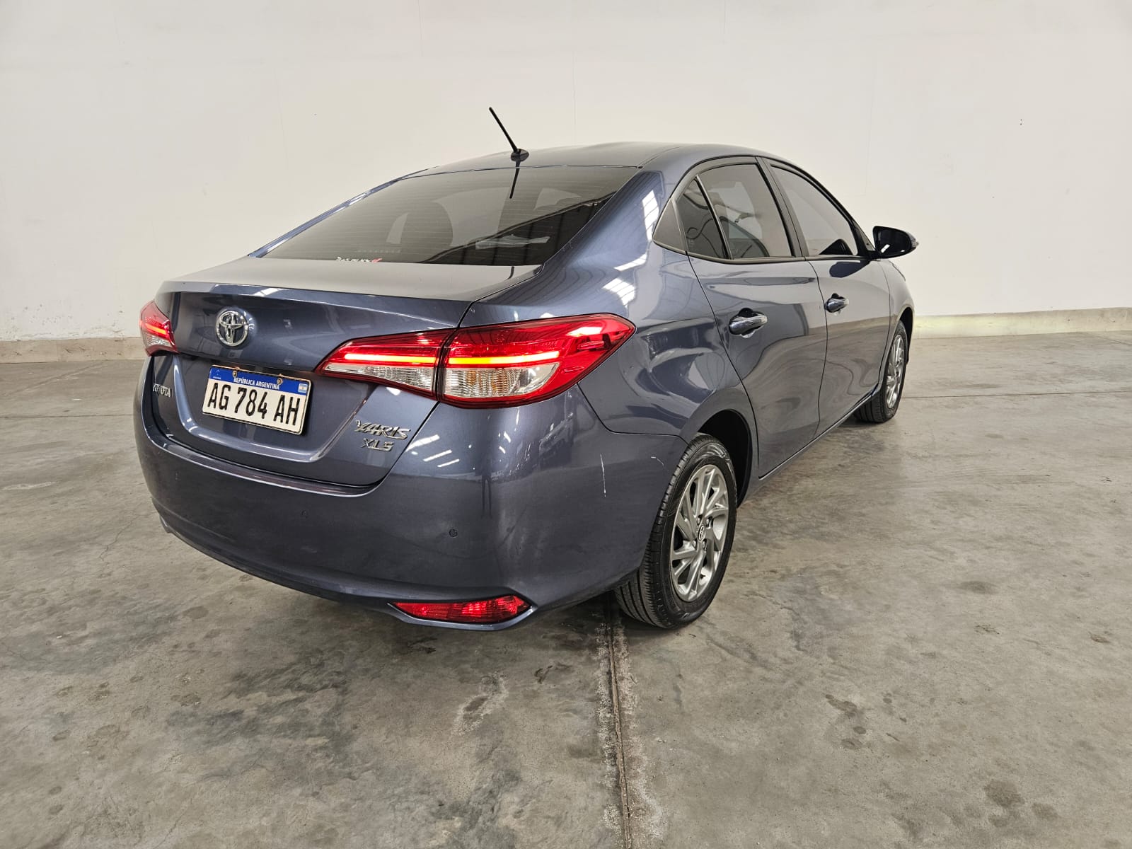 TOYOTA YARIS XLS 1.5 6M/T - 4P
